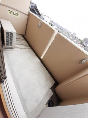 【バルコニー】 | プラシード・ボスコ | 陽当たり良好なバルコニーです