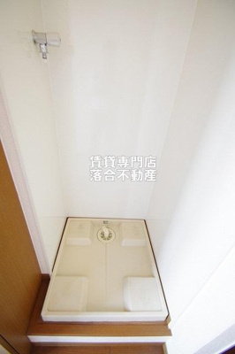 【設備】 | Ｅｓｐｏｉｒ（エスポワール） | 洗濯機置場