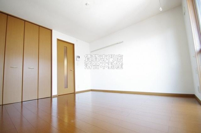 【寝室】 | Ｅｓｐｏｉｒ（エスポワール） | 使い勝手のいいお部屋