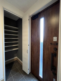 【玄関】 | 磯子区上中里町中古戸建