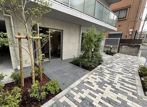 【エントランス】レオーネ志村坂上 