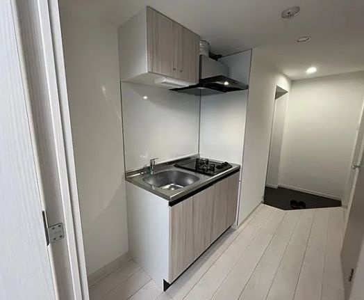 【キッチン】レオーネ志村坂上 