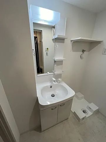 【洗面所】レオーネ志村坂上 