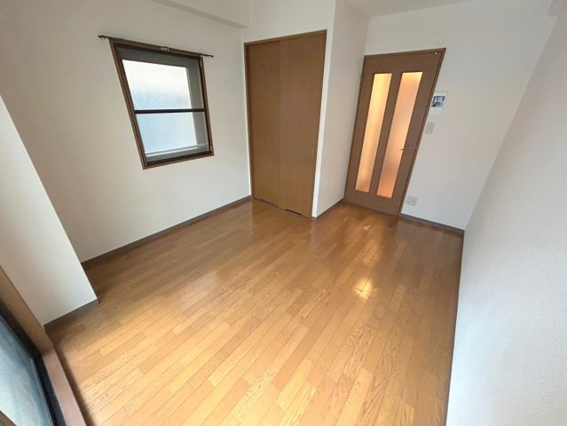 City Lifeディナスティ新大阪の居間・リビング