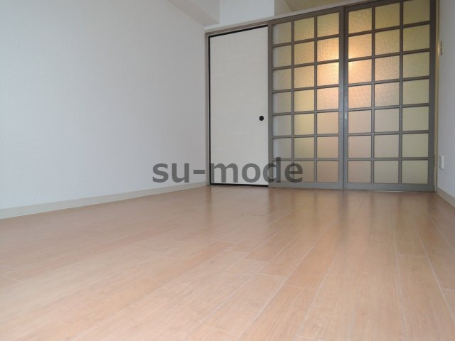 芥川ロイヤルマンションの寝室