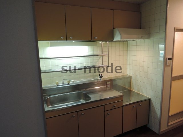 芥川ロイヤルマンションのキッチン