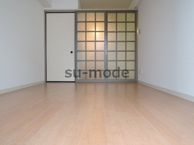 芥川ロイヤルマンションの寝室