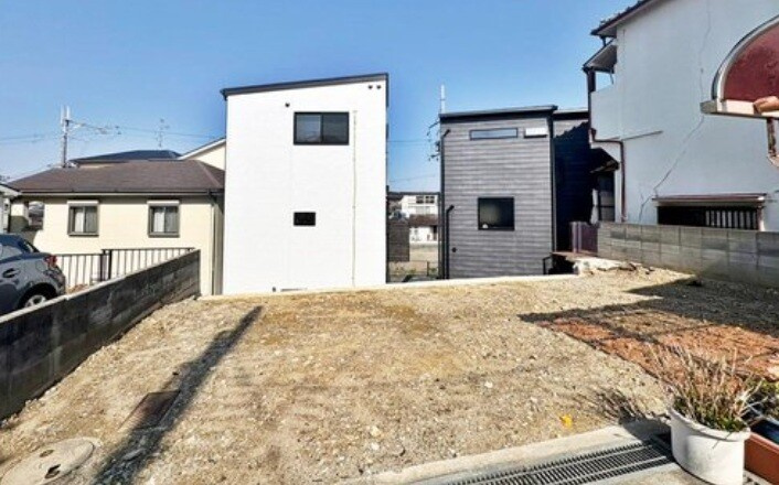 豊中市本町4丁目　新築戸建の外観