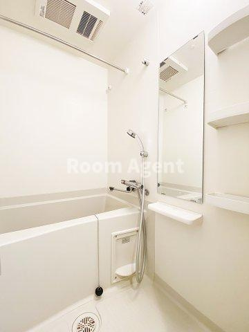 プレサンス鶴舞公園セラヴィの浴室