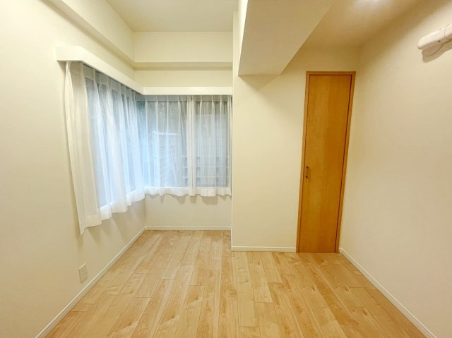 パーク・ノヴァ池袋・要町の洋室