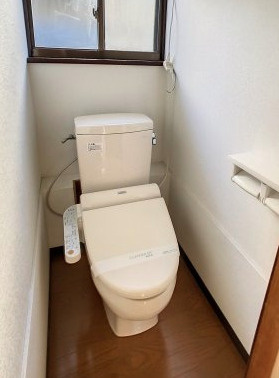 石巻市　S造一棟アパートのトイレ