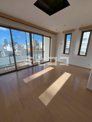 サンシステム天六駅前ビルの洋室