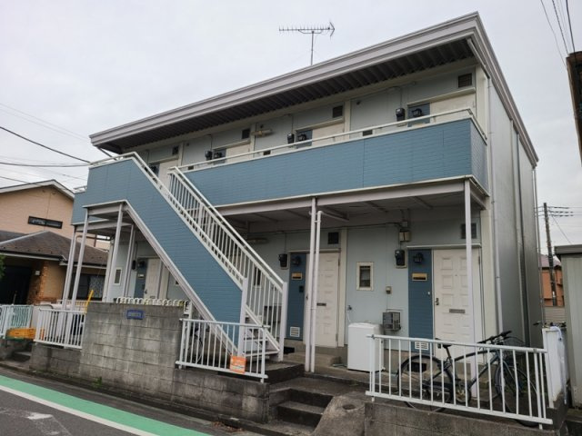 ドミール和泉の外観