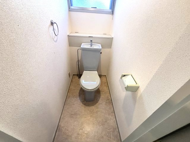 ヤングリーブス岡本のトイレ