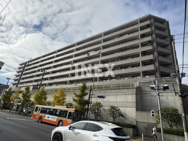横浜市港南区日野南４丁目の賃貸マンションの外観
