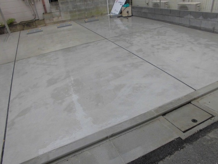 オーチャードＥの駐車場