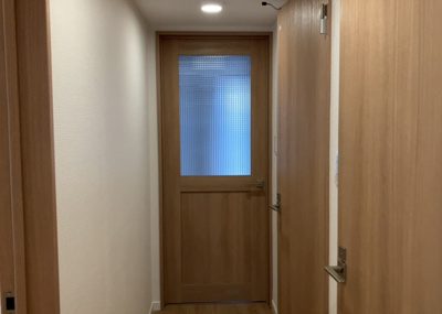 【内装】 | リズ東林間 | 内装はとにかくおしゃれなものがいい！と選ぶ前に、まず住んだ後のことを想像してみましょう。住んでみたらコンセントの位置が悪くて使いにくいなど出てきます。事前にどの家電をどこに置くか想定しておきましょう。