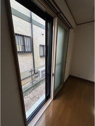 野田市尾崎　中古戸建　平成16年築　の居間・リビング