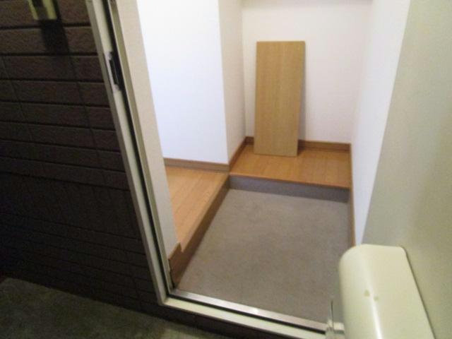 アルファハイツの玄関