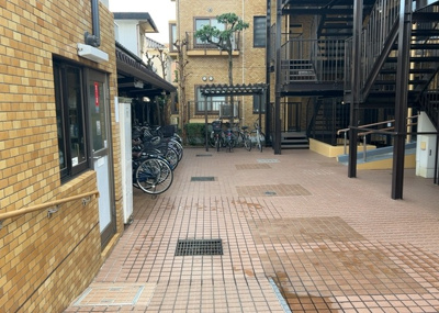 【駐輪場】 | ライオンズマンション小田急相模原第３ | マンションの駐輪場は、事前に空きがあるか確認を取ると安心です。せっかく入居したのに駐輪スペースがない！なんてことになったら大変ですよね。そこで、内見時や購入前にはまず事前に確認しておくと良いでしょう。