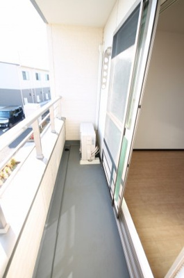 【バルコニー】 | ミラベール | 陽当たり良好なバルコニーです