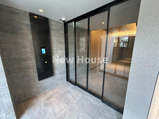 シーズンフラッツ新大塚 のエントランス