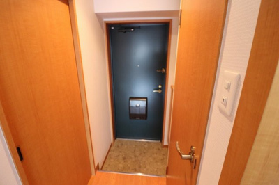 【玄関】 | ウイングコート大和