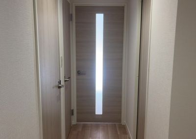 【内装】 | サンアリーナ相模原西門桜通り | 内装はとにかくおしゃれなものがいい！と選ぶ前に、まず住んだ後のことを想像してみましょう。住んでみたらコンセントの位置が悪くて使いにくいなど出てきます。事前にどの家電をどこに置くか想定しておきましょう。