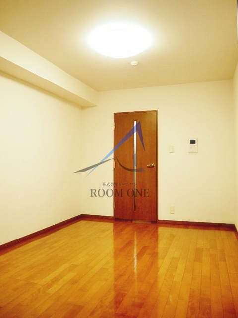 ルーブル早稲田六番館の居間・リビング|洋室のお部屋です。