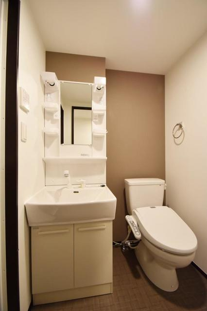 パークノート東日暮里の洗面所