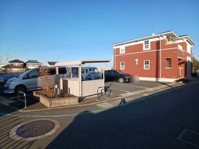 【駐車場】 | グランシャンテ | 車をお持ちの方に嬉しい駐車場付きの物件です