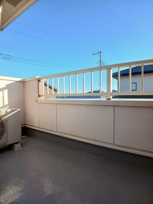 【バルコニー】 | グランシャンテ | 暖かな日差しのふりそそぐバルコニー