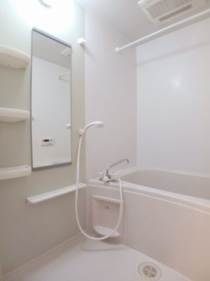 【浴室】 | グランシャンテ | 落ち着いた空間のお風呂です