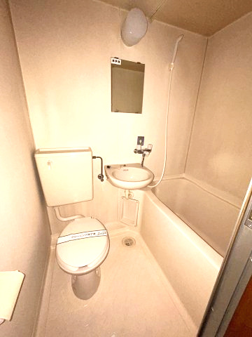 緑町共和ビルの浴室