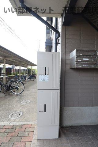 メゾンドォ渕谷　Ｂのロビー|宅配ボックスがあると、自分の時間を有効活用できますね！