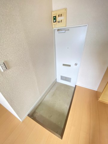 【玄関】