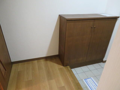 【玄関】 | イーグルパレス