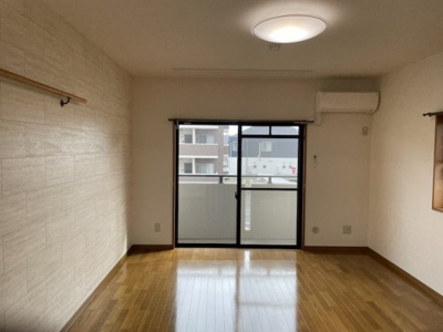 【居間・リビング】 | ノーブル西長瀬