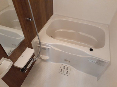 【浴室】 | グリシーヌ・ユーヤ三ツ沢Ａ | 賃貸 神奈川県横浜市神奈川区三ツ沢西町