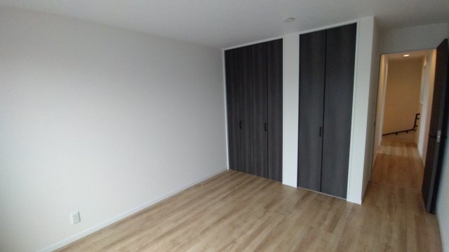 尼崎市大庄北　新築戸建の洋室
