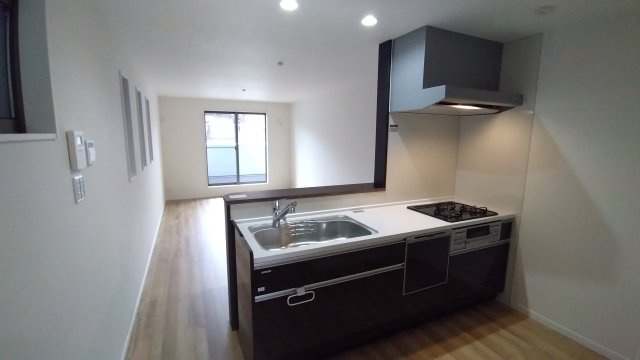 尼崎市大庄北　新築戸建のキッチン