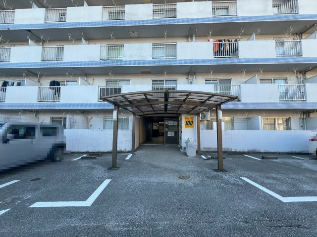 ロゼ３のエントランス