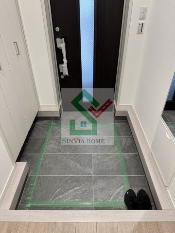 コステッラツィオーネの玄関