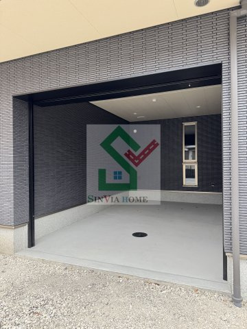 コステッラツィオーネの駐車場