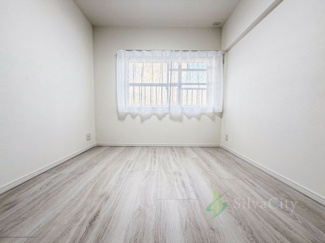 【洋室】 | 鍋屋横丁住宅 | 洋室　5帖