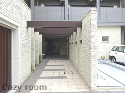 【エントランス】 | エスリード江坂広芝町 | お洒落なエントランスです