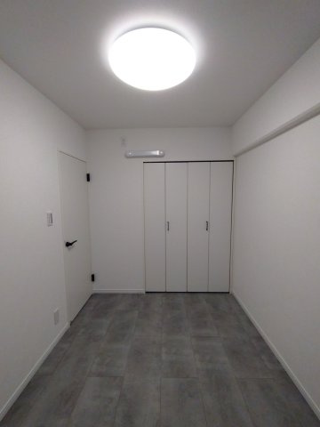 グランパーク深沢の寝室