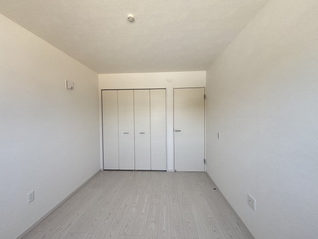 Terrechez千種区城木町1期｜名古屋市の戸建ならホームアップの洋室|【売主施工例】収納付き