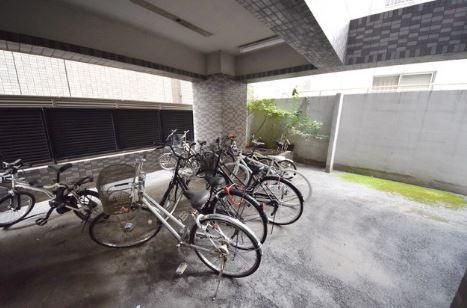 スカイコートお茶の水女子大前のその他共用部分|駐輪場