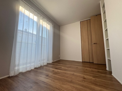 【洋室】 | セキュレア西川田町24号棟